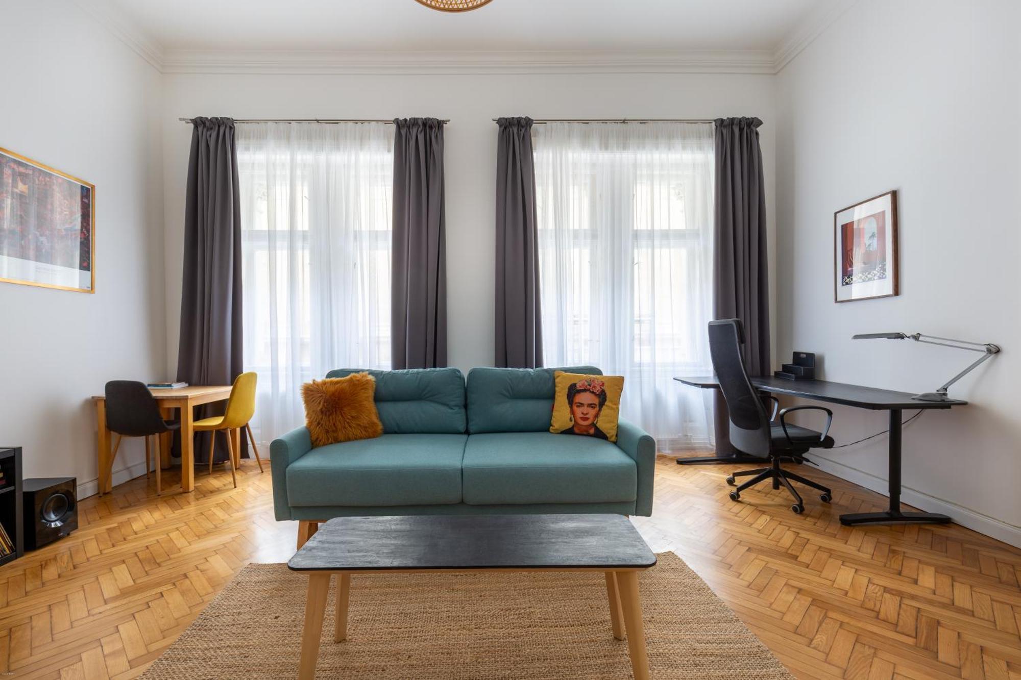 D8 Sphinx Apartman Budapest Exteriör bild